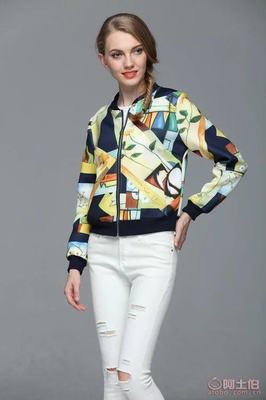 【廠家直銷(xiāo)2016秋冬爆款歐美印花棒球服外套女裝批發(fā)Y12】常熟市服裝城悅衣服飾商行 - 產(chǎn)品庫(kù)